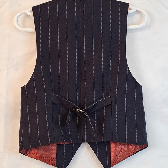 Yuan Lu Little Boy's Pin Striped Vest - Tuxedo Vest Design Size 3 - Picture 3 of 12